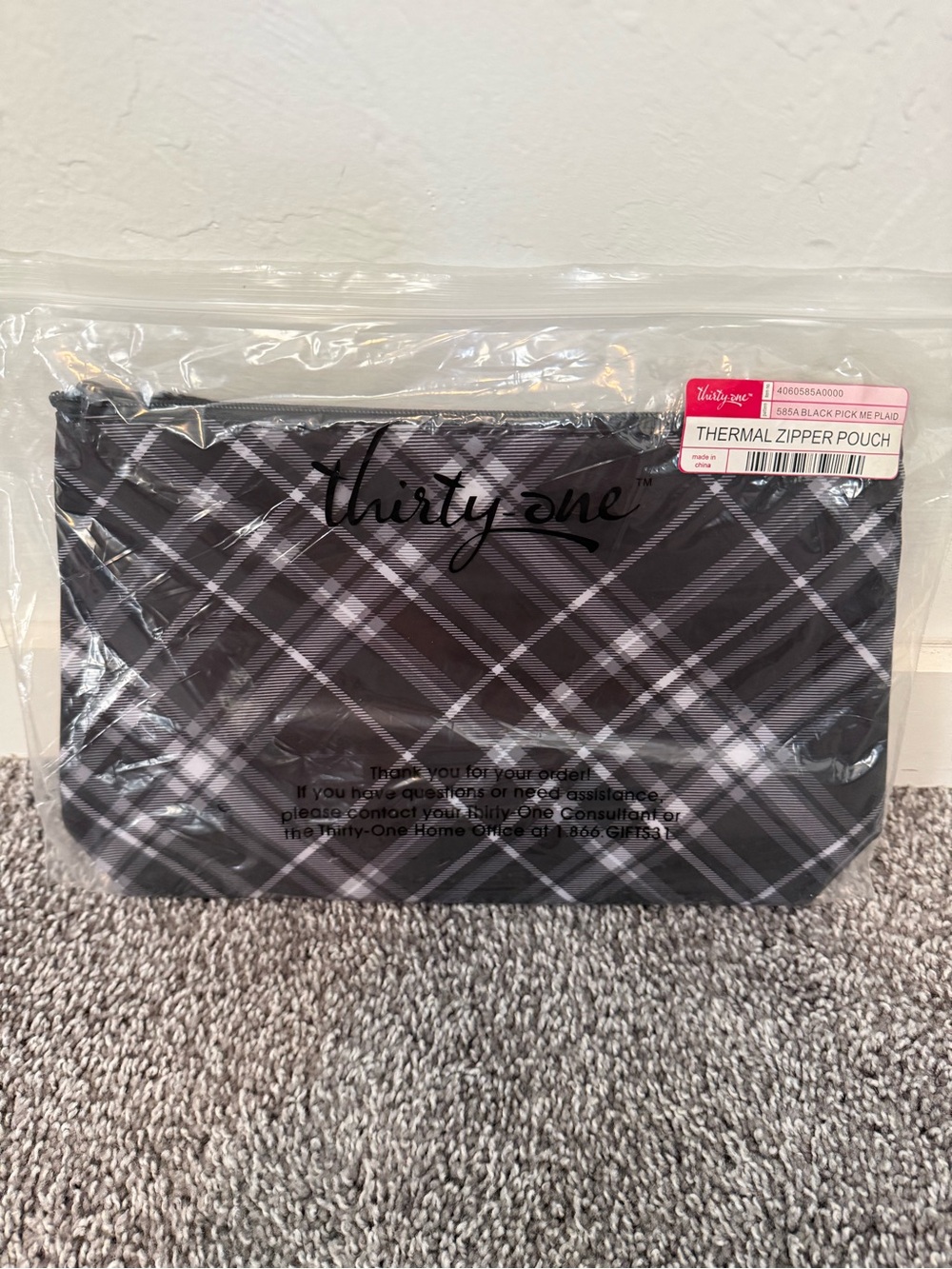Thirty-one Black & Gray Pick Me Plaid Thermal Zipper Pouch